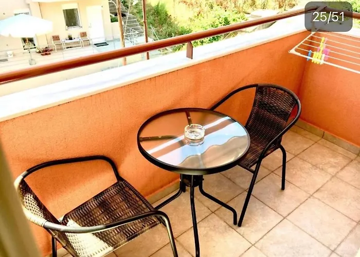 Ismini Cozy Rooms